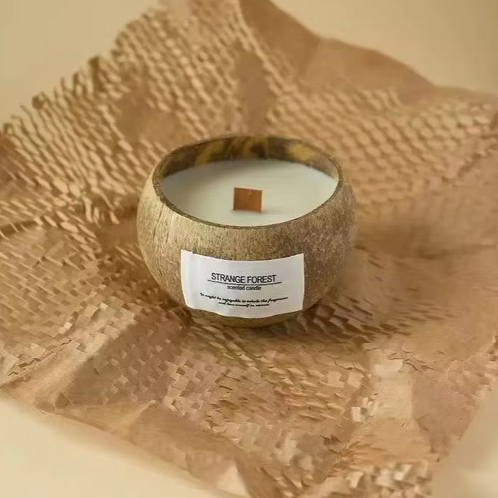 Candela profumata con guscio d - Home Fragrance Essence recensione e prezzo